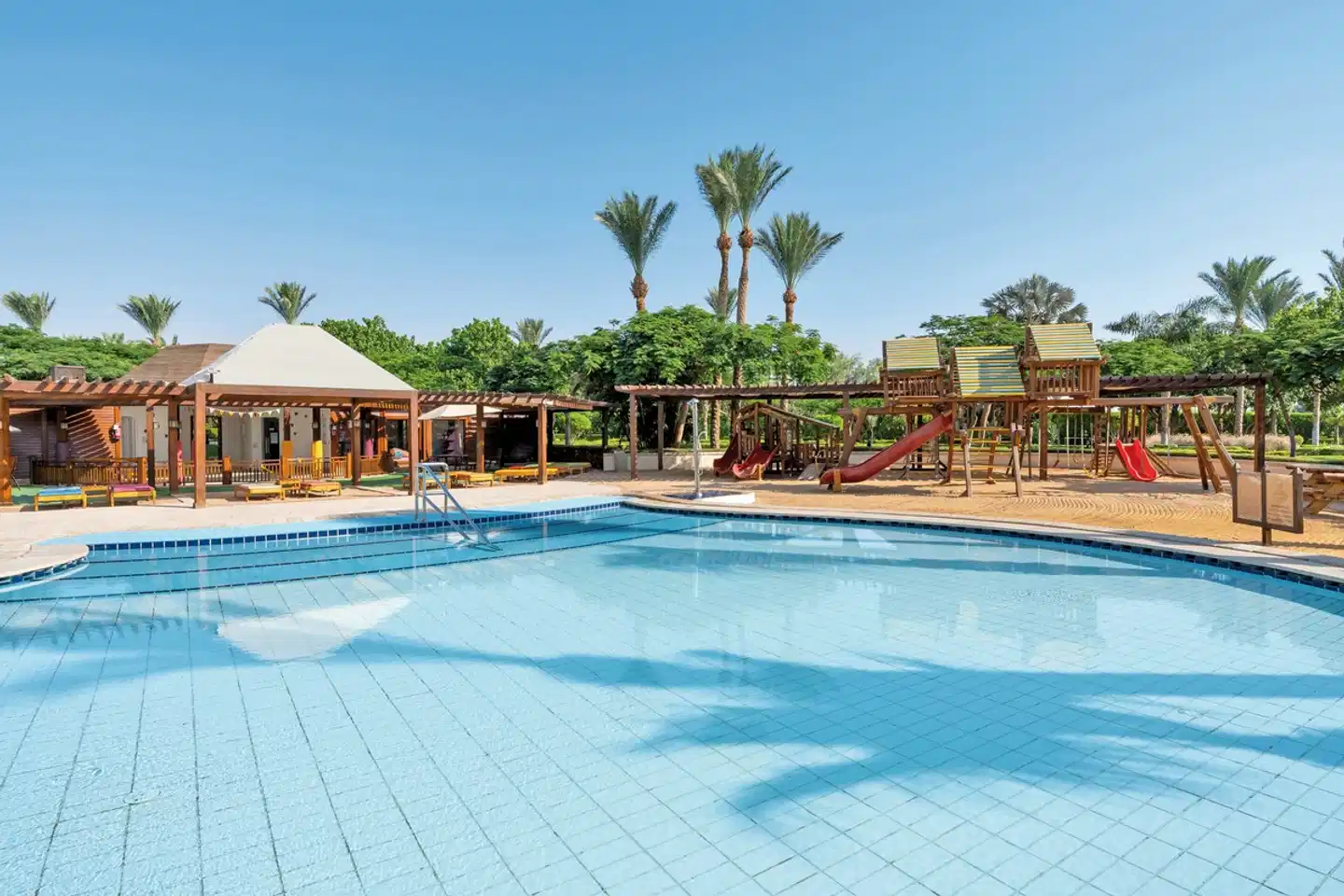 Steigenberger ALDAU Beach Hotel Pool