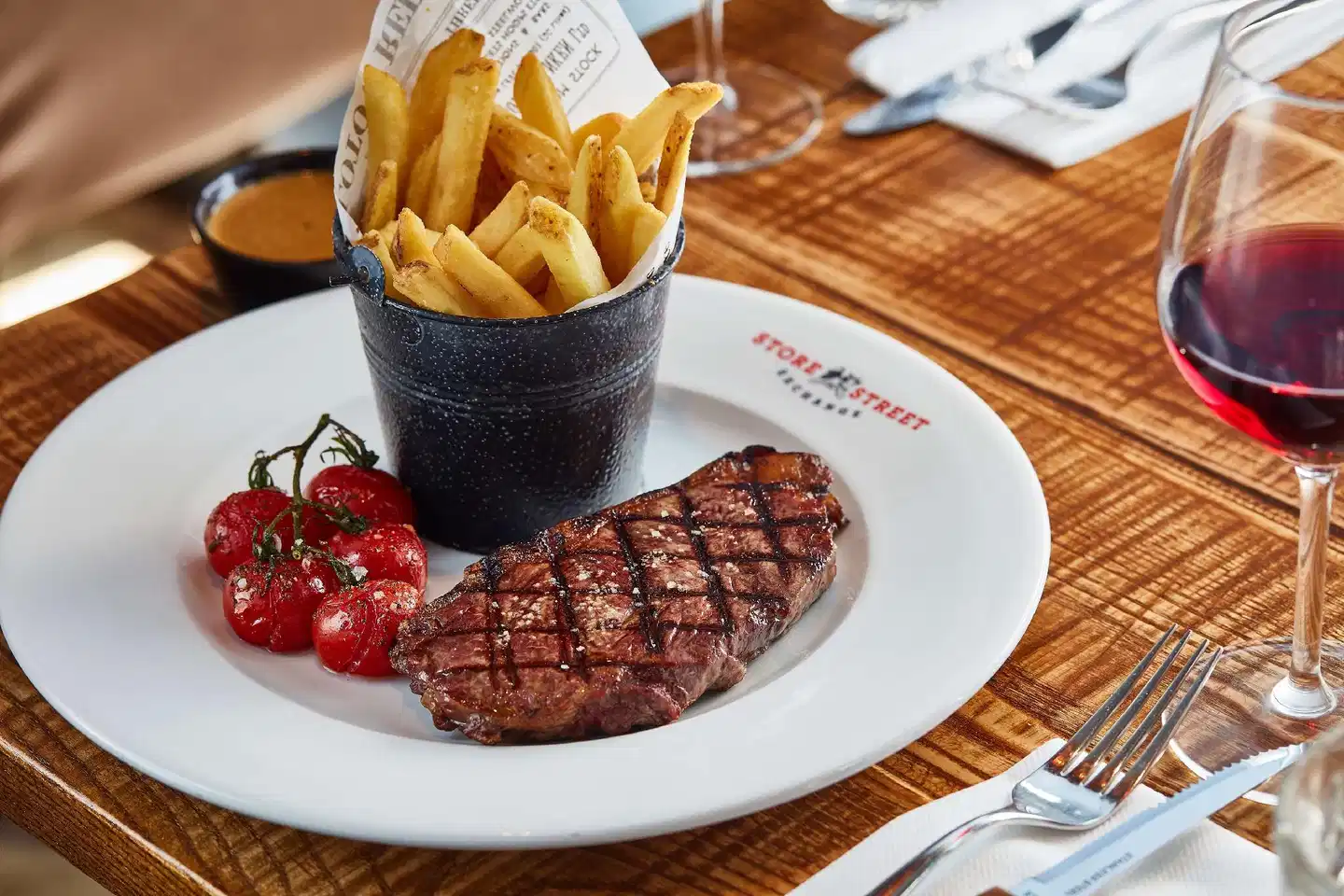 DoubleTree by Hilton Hotel Manchester - Piccadilly Restaurant