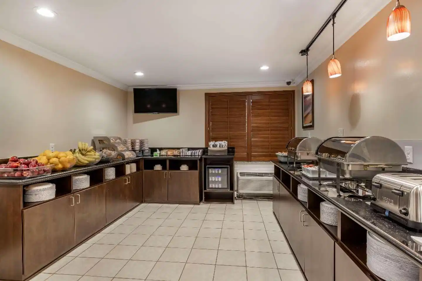 Best Western Plus South Bay Hotel Lobby