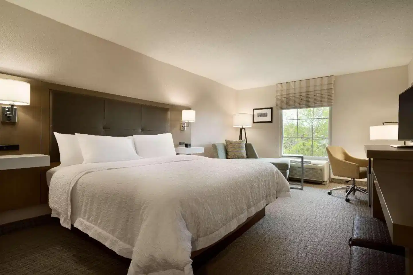 Hampton Inn & Suites Newport/Middletown Wohnbeispiel