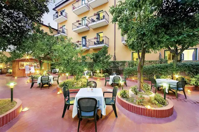 Astoria Terrasse