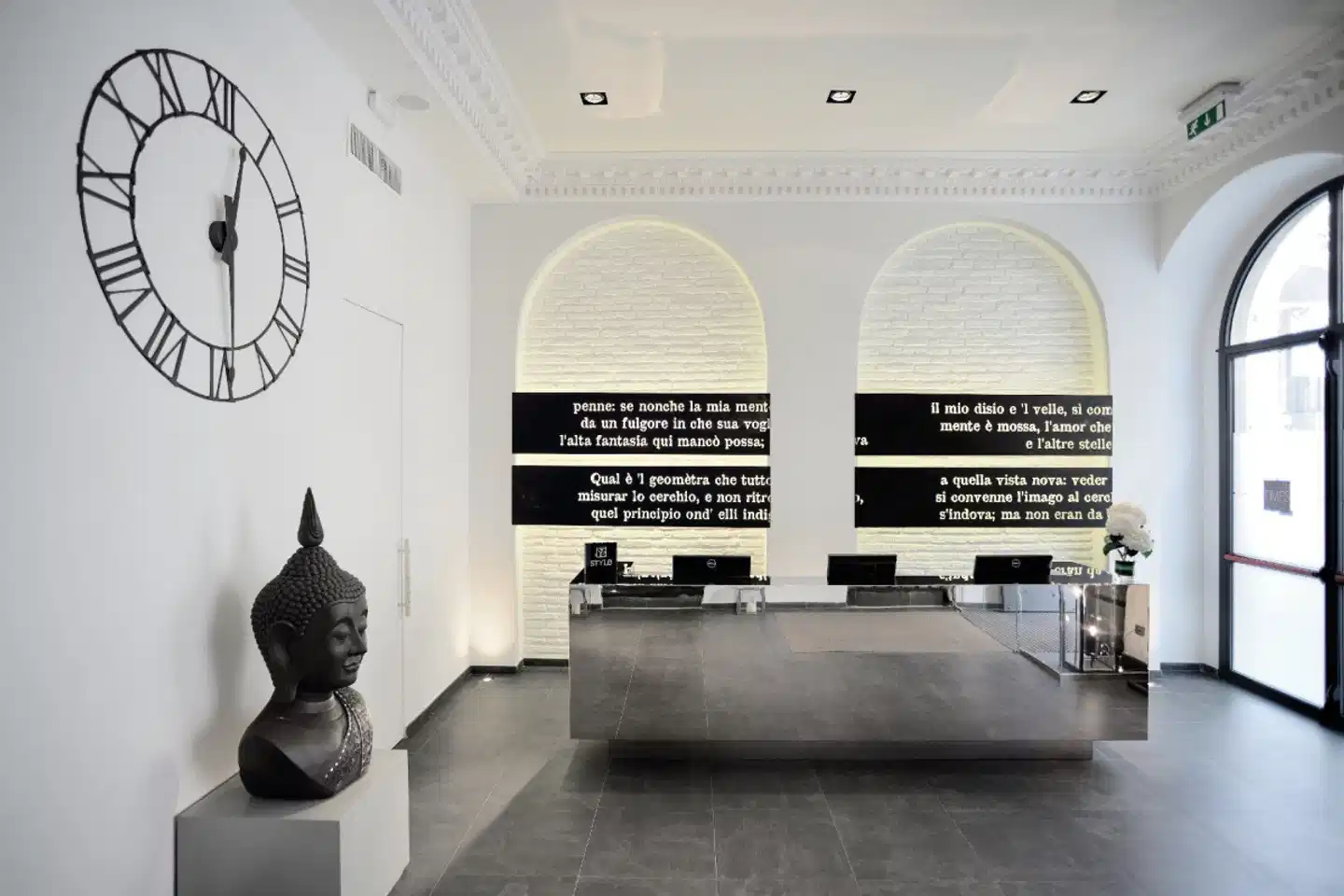 Rome Times Lobby