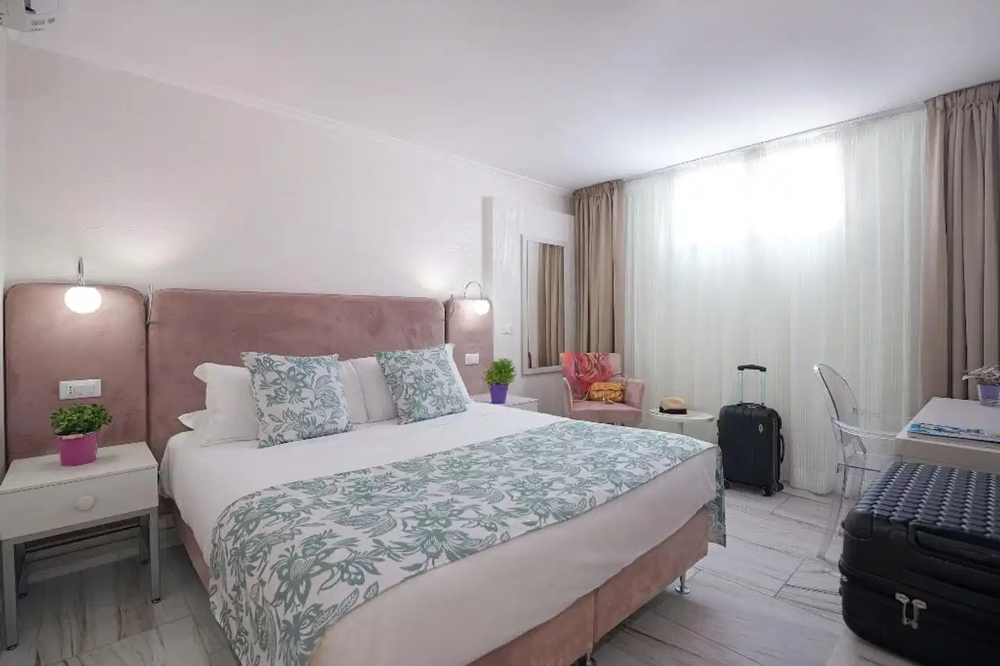 Rome Airport Inn Wohnbeispiel