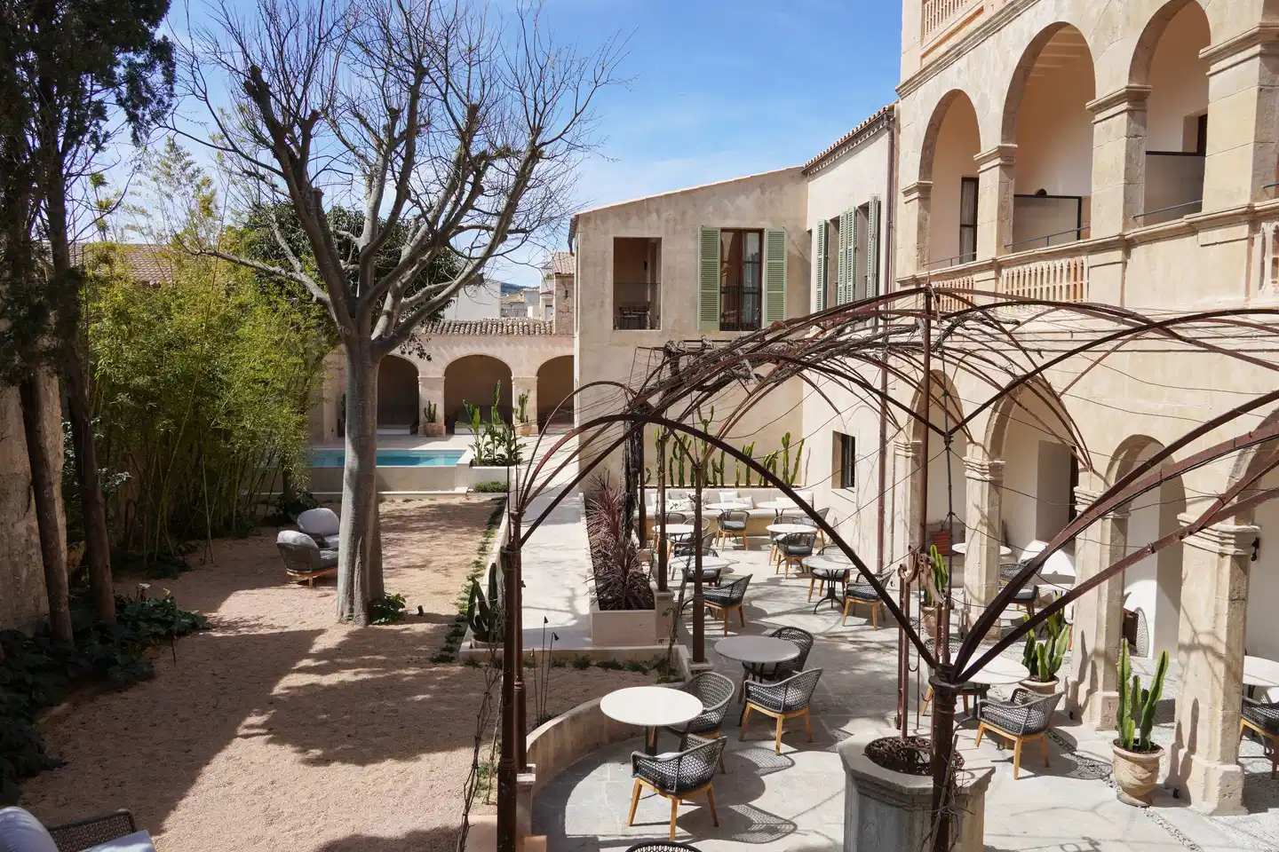 Juz de Yartan Arthotel Terrasse