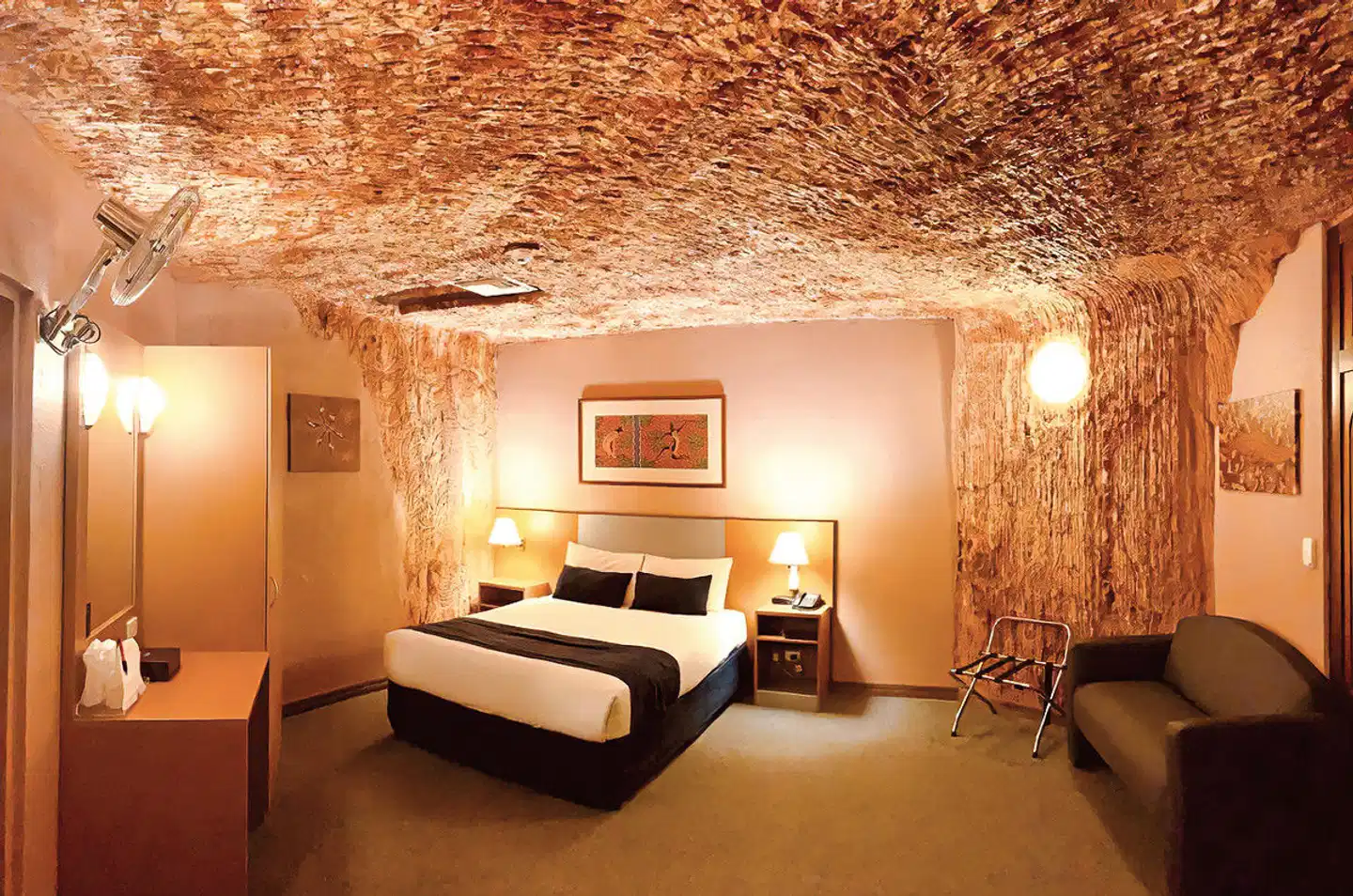 Desert Cave Hotel Wellness