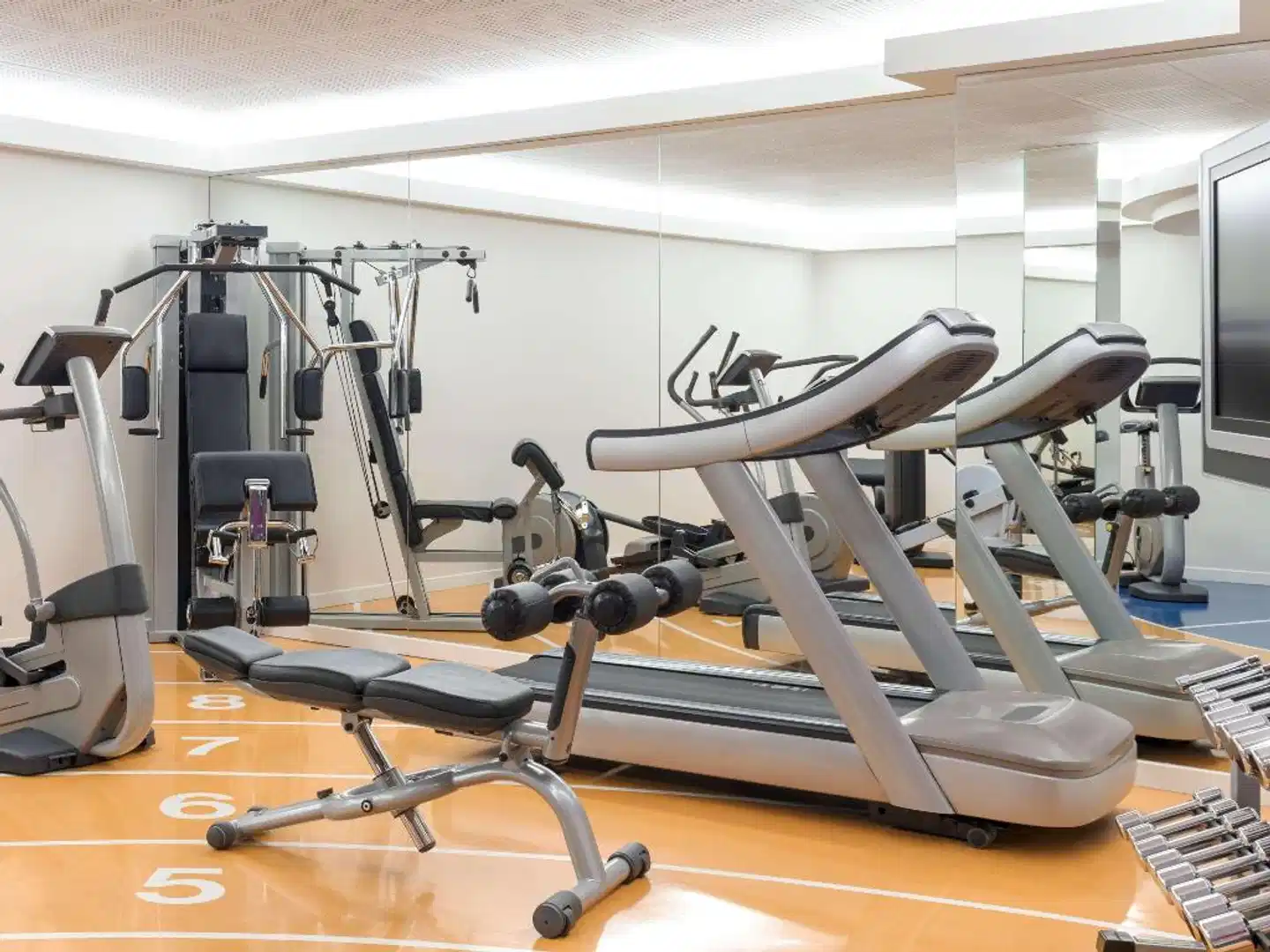 Novotel Genève Centre Hotel Sport und Entertainment