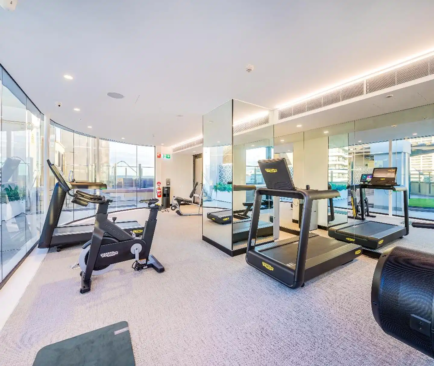 Oaks Sydney Hyde Park Suites Sport und Entertainment