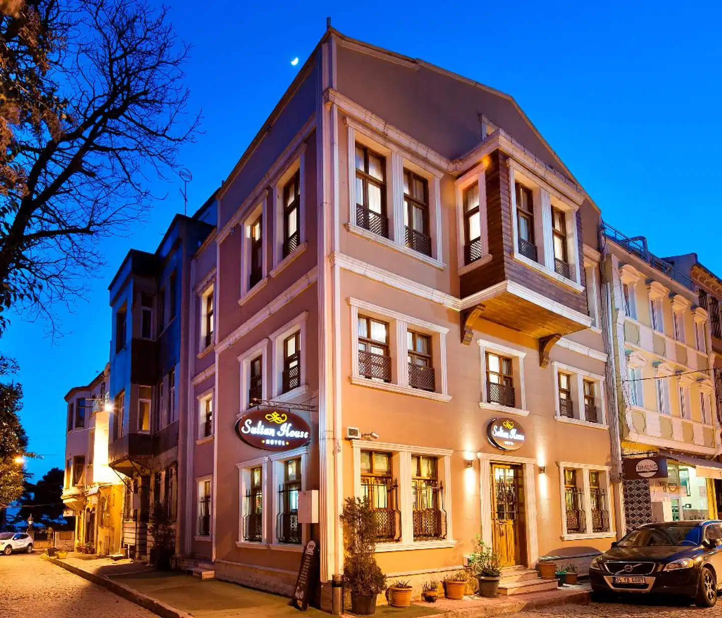 Sultan House Aussenansicht