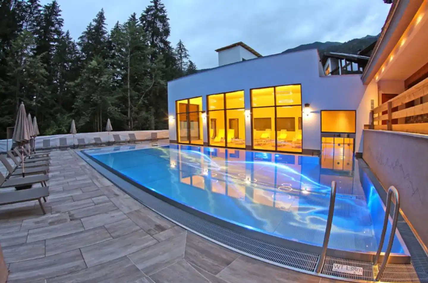 Aktivhotel Waldhof Pool