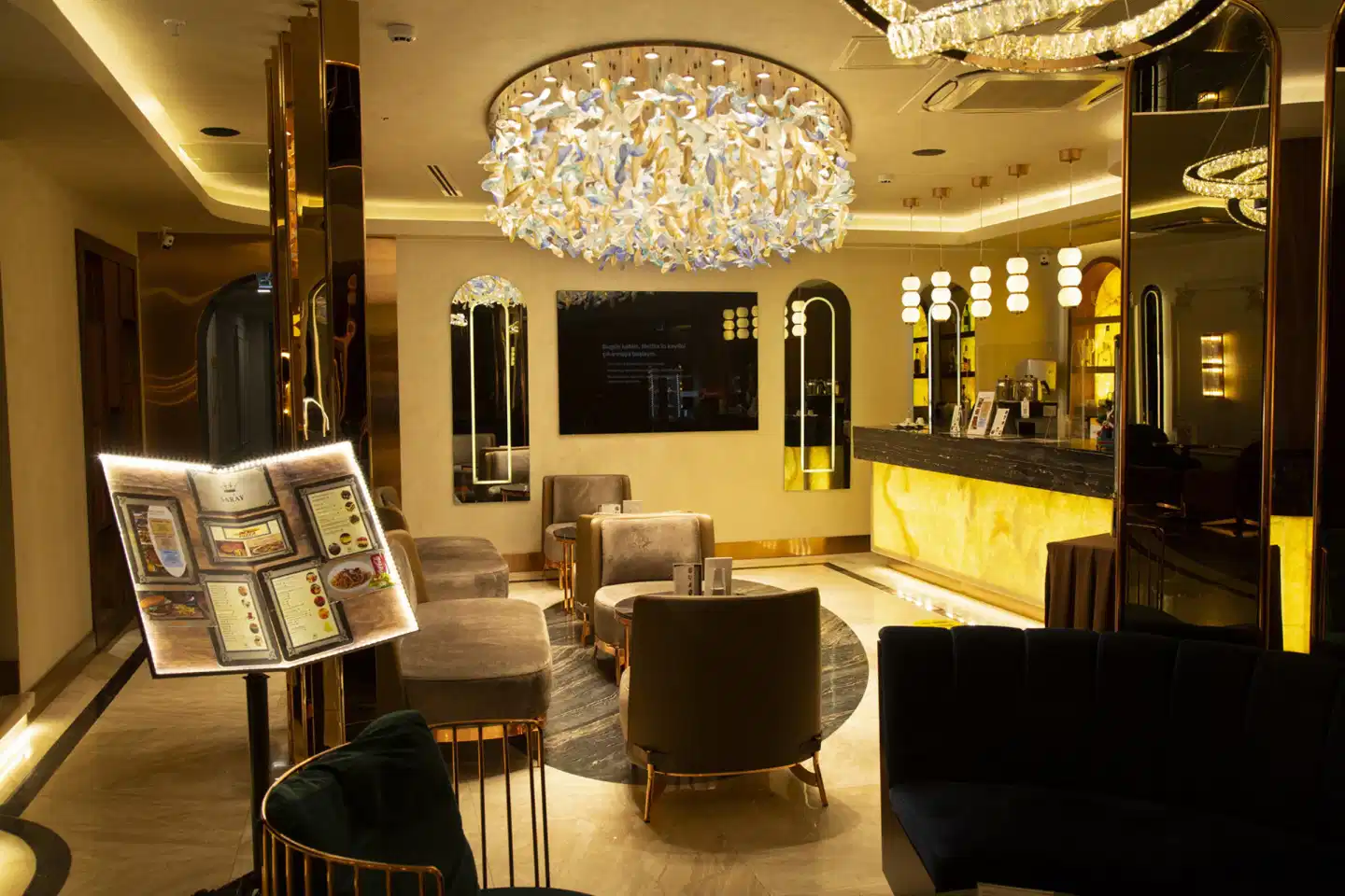 Beyaz Saray Lobby