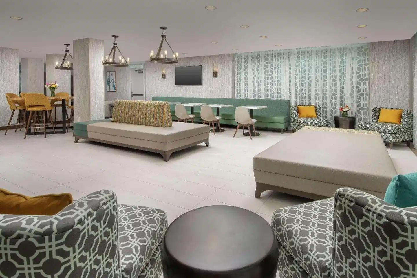 Hilton Garden Inn Miami Brickell South Lobby