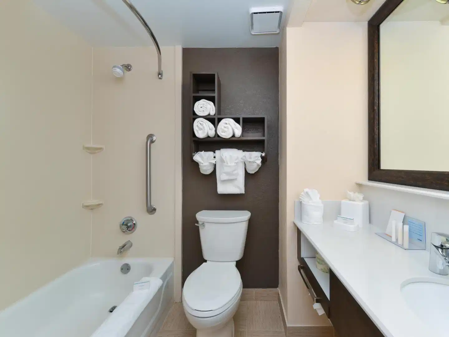 Hampton Inn closest to Universal Orlando Badezimmer