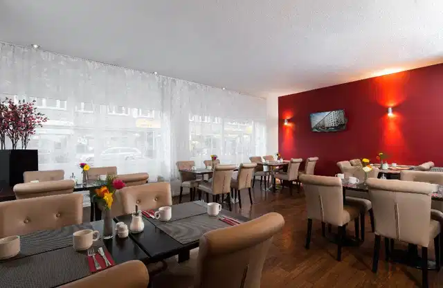 Leonardo Hotel Frankfurt City Center Bar
