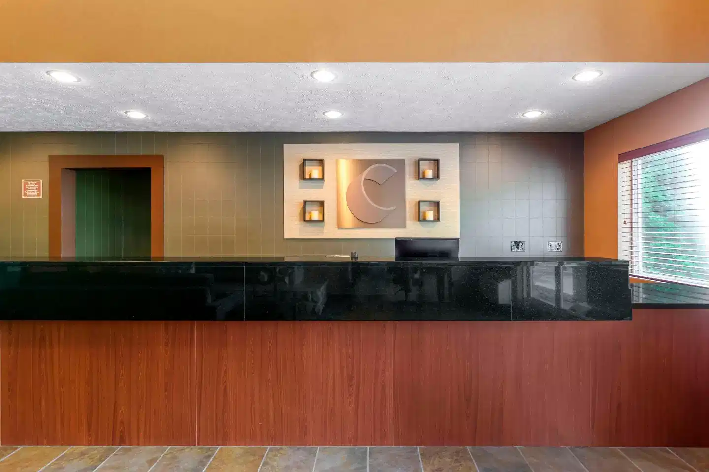 Comfort Inn Traverse City Lobby