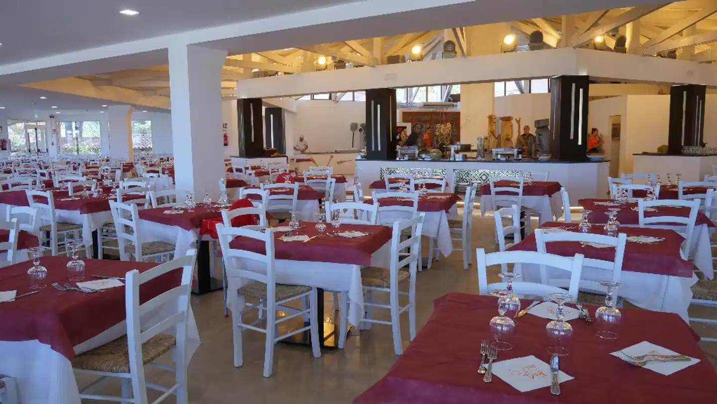 Club Esse Cala Bitta Restaurant