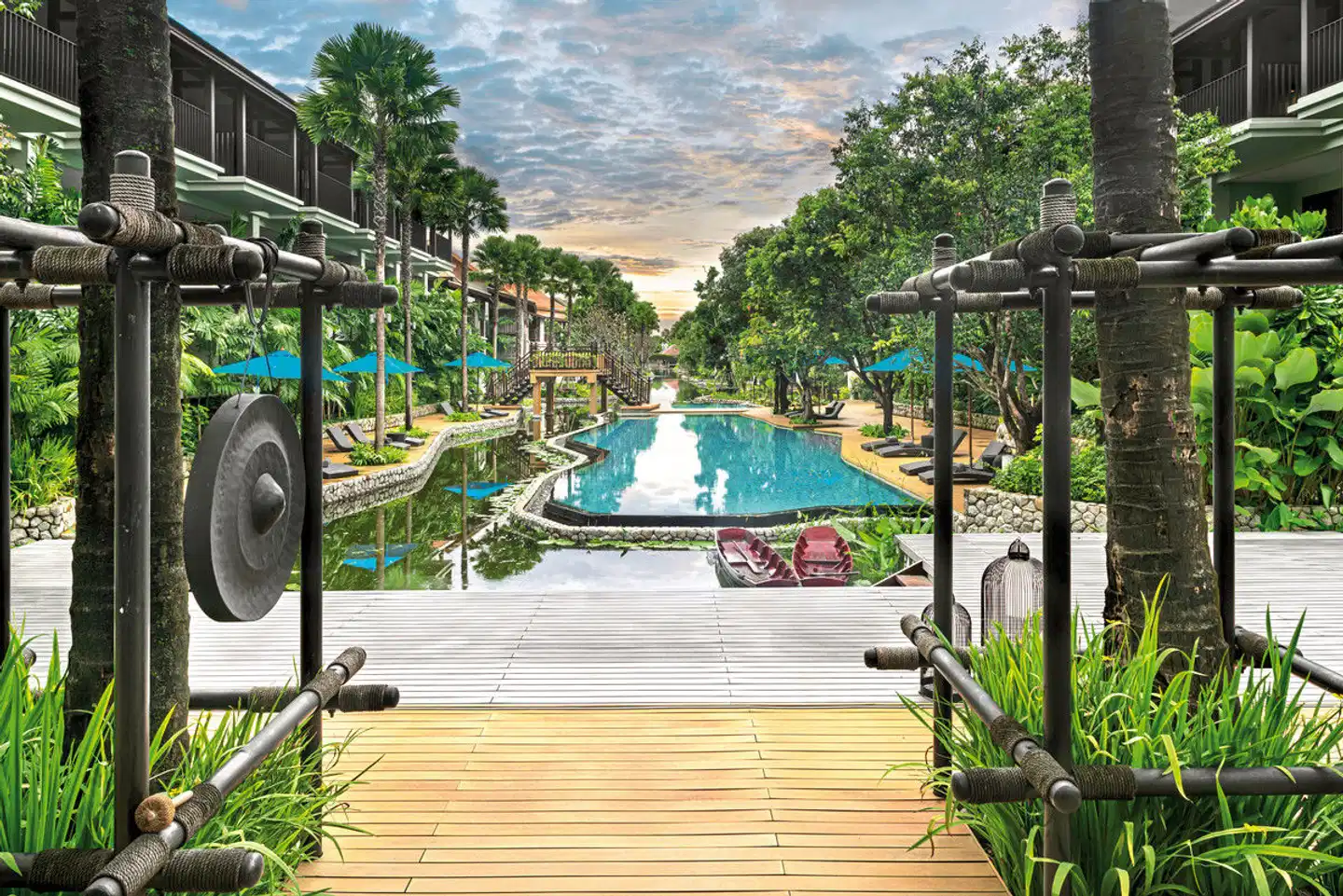 Grand Mercure Khao Lak Bangsak Aussenansicht