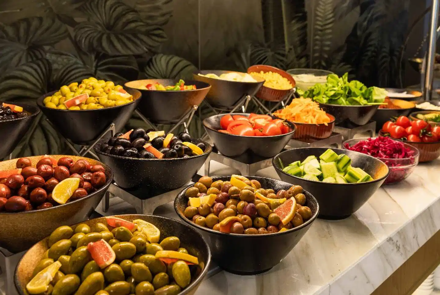 Mövenpick Living Istanbul Camlivadi Restaurant