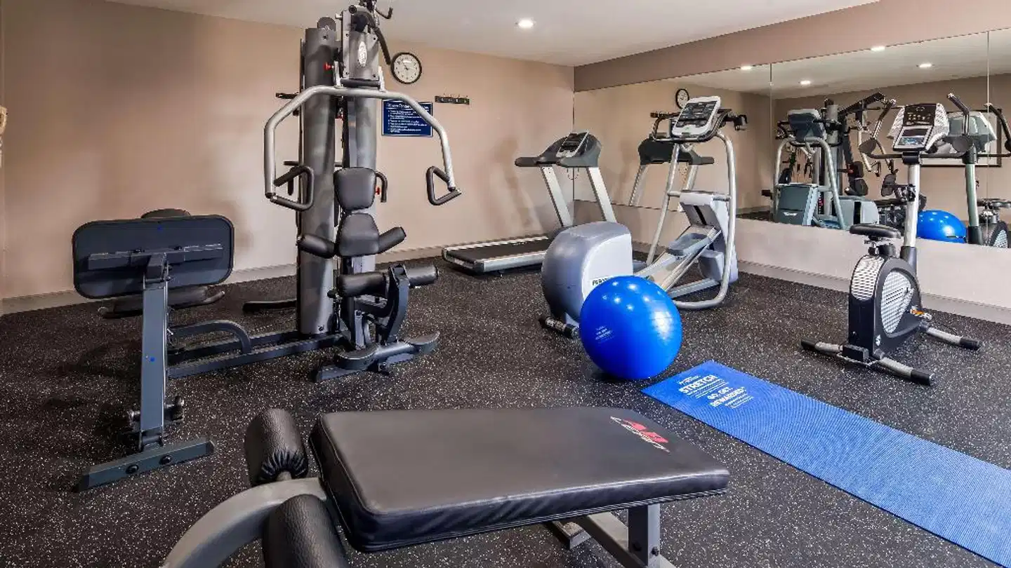 Best Western Lafayette Inn Sport und Entertainment