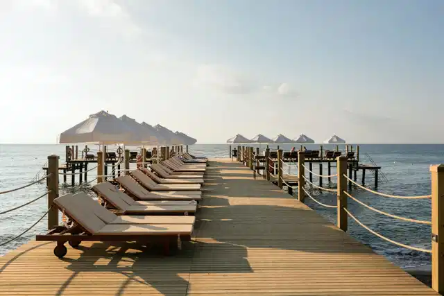 Seven Seas Hotel Life BEACH
