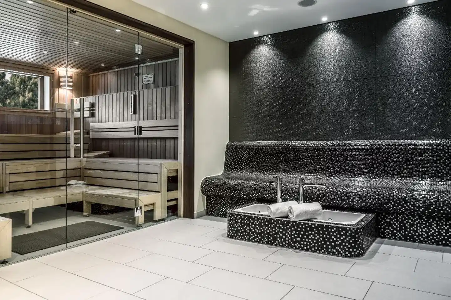 PLAZA Premium Timmendorfer Strand Lobby