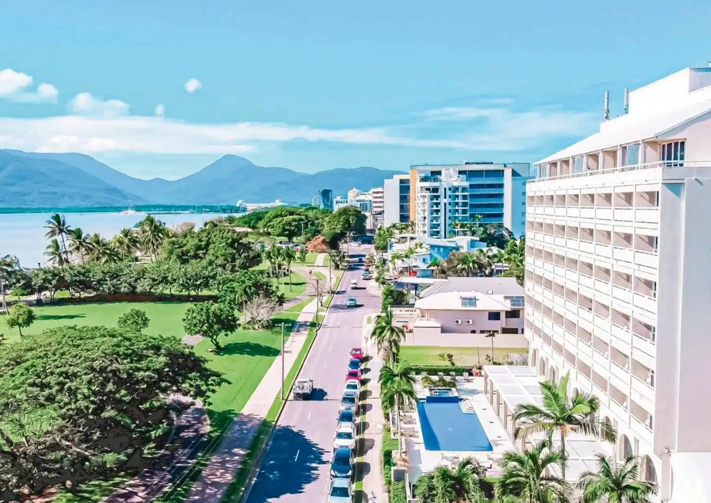 Cairns Harbourside Hotel Aussenansicht