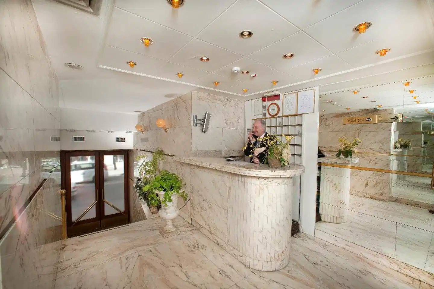 Tritone Rome Lobby