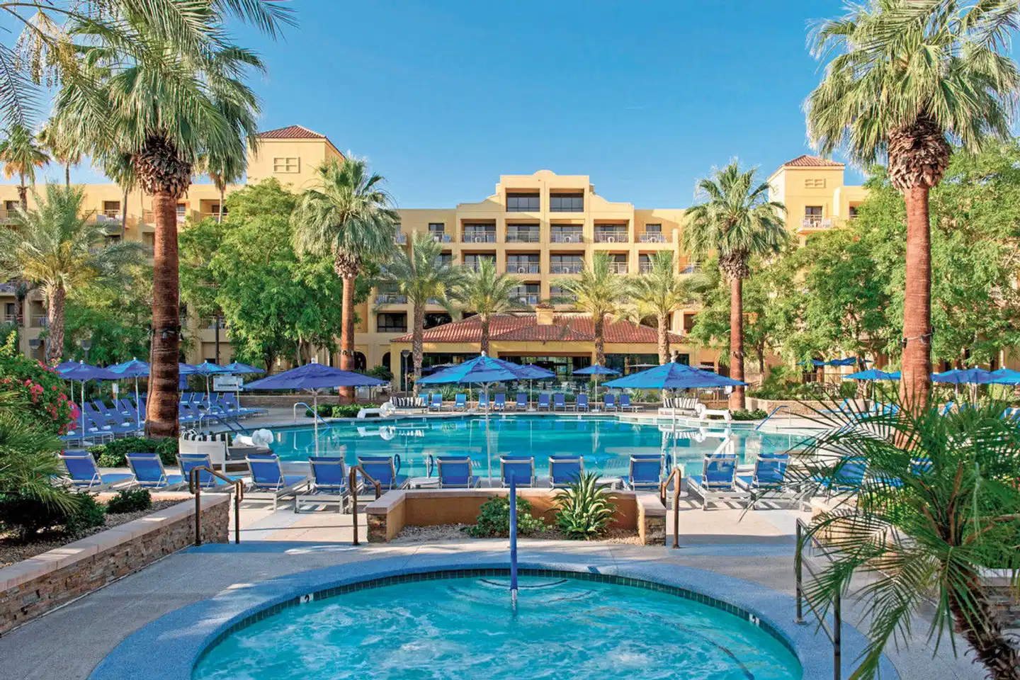 Renaissance Palm Springs Pool