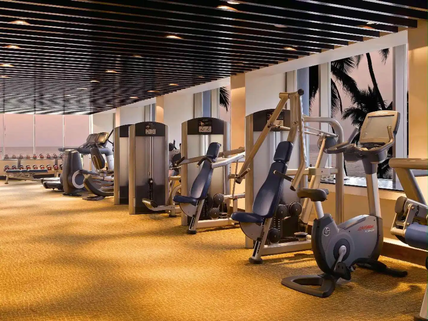 Novotel Mumbai Juhu Beach Hotel Sport und Entertainment