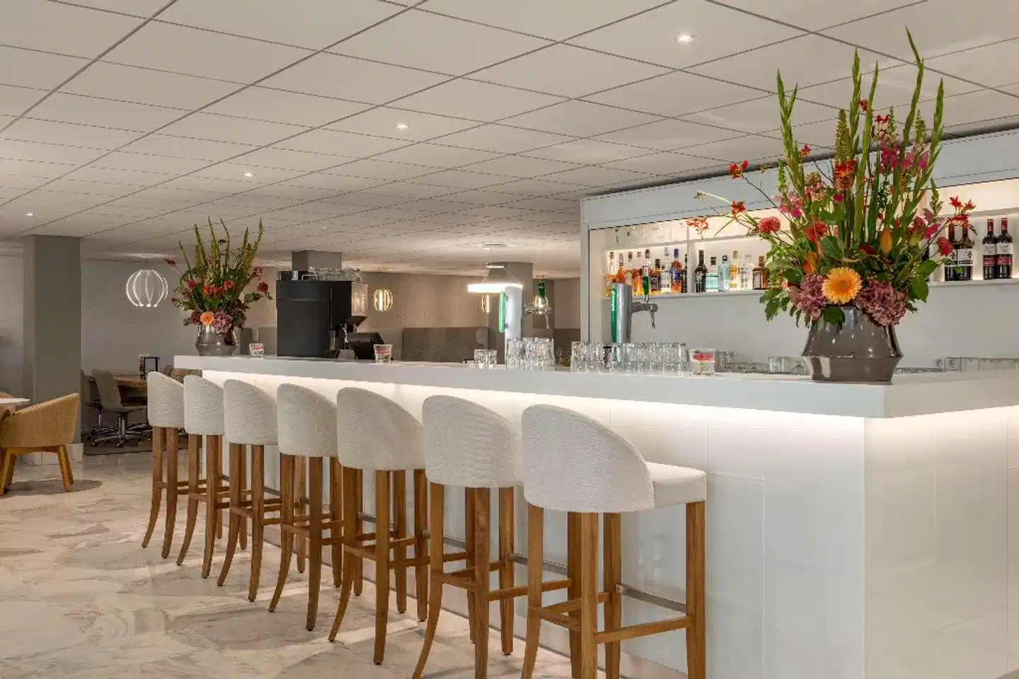 NH Amsterdam Schiphol Airport Bar