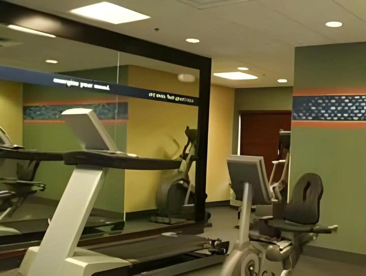 Hampton Inn & Suites Lafayette Sport und Entertainment