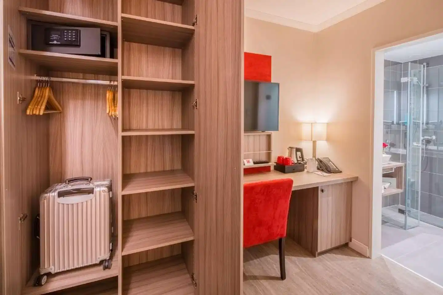 Best Western Plus Hotel Regence Wohnbeispiel