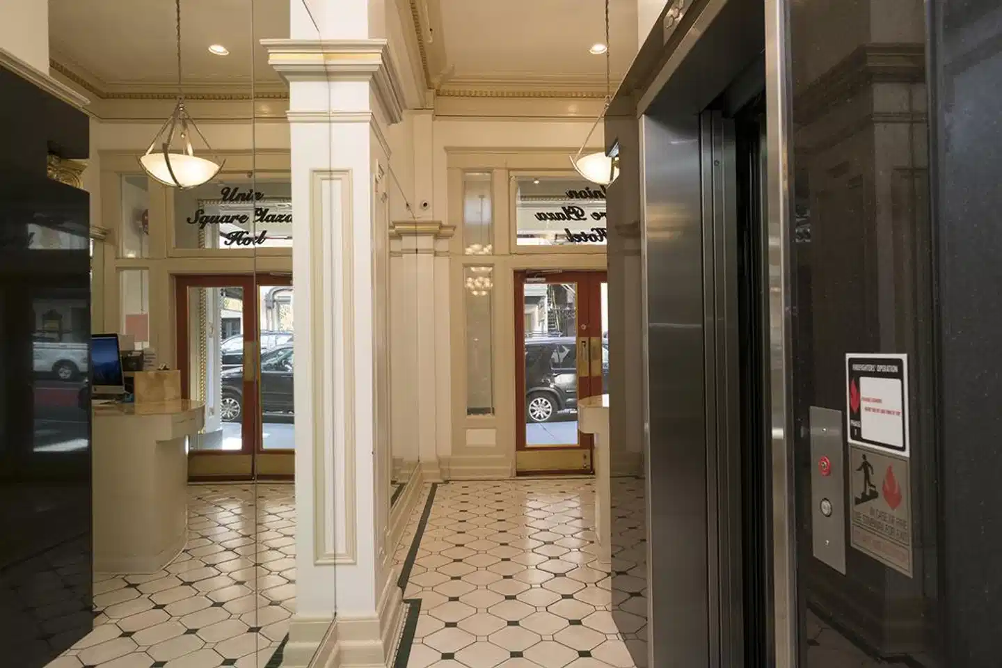 Union Square Plaza Hotel Lobby