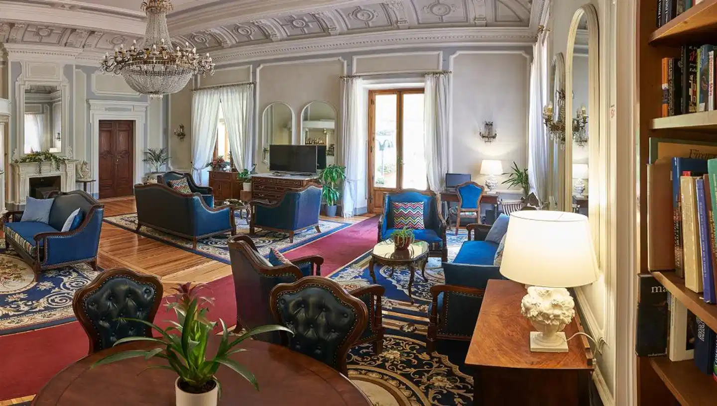 Royal Lobby
