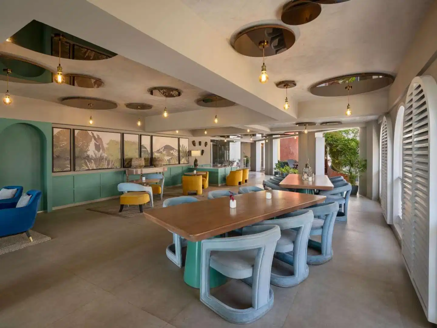 Grand Mercure Goa Candolim Bar