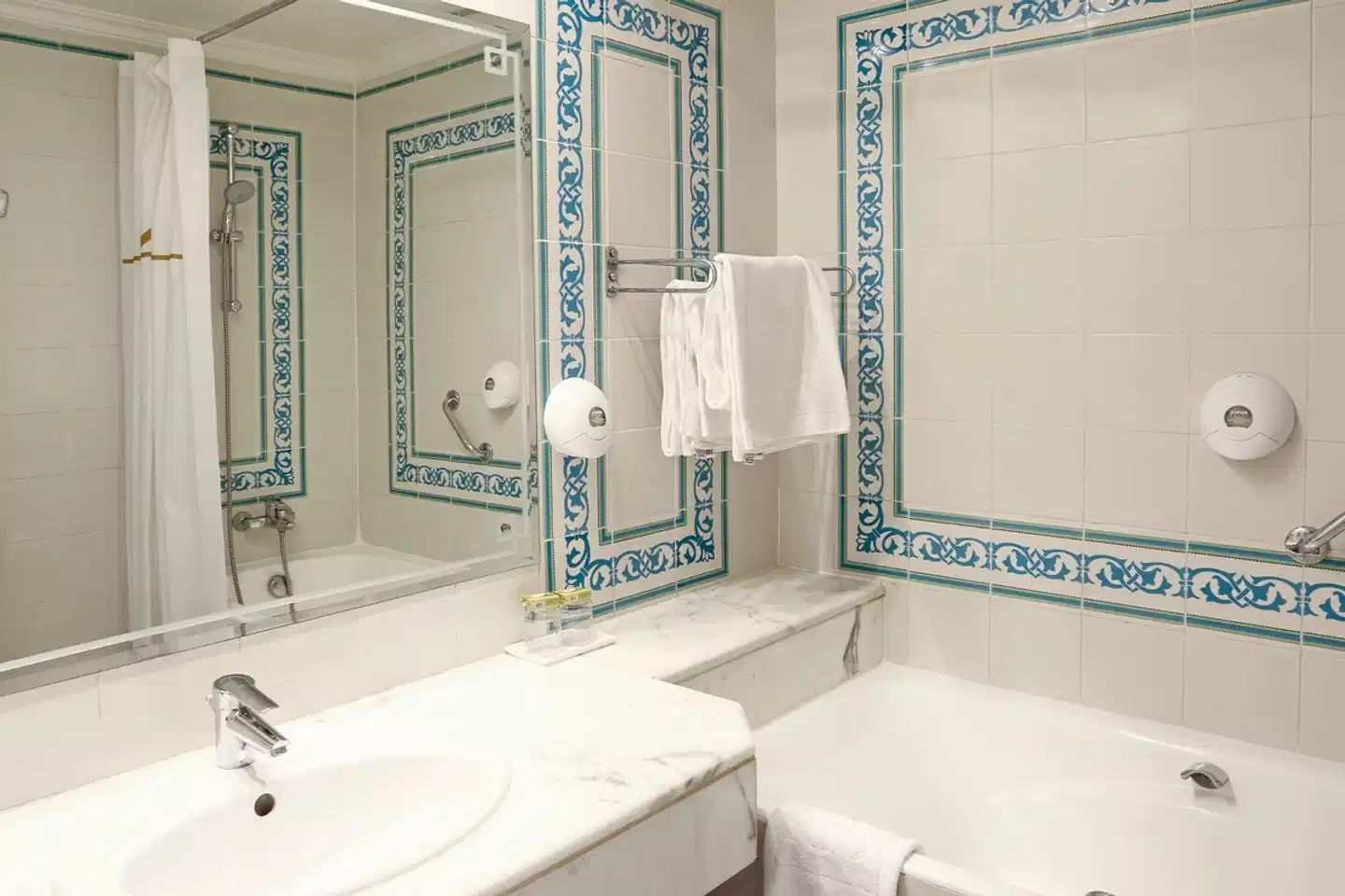 Royal Garden Palace Badezimmer