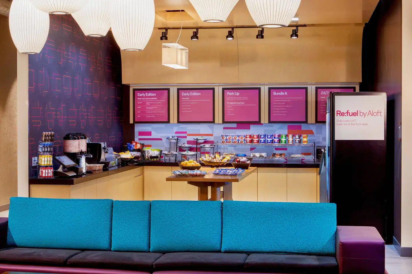 Aloft New York LaGuardia Airport Bar