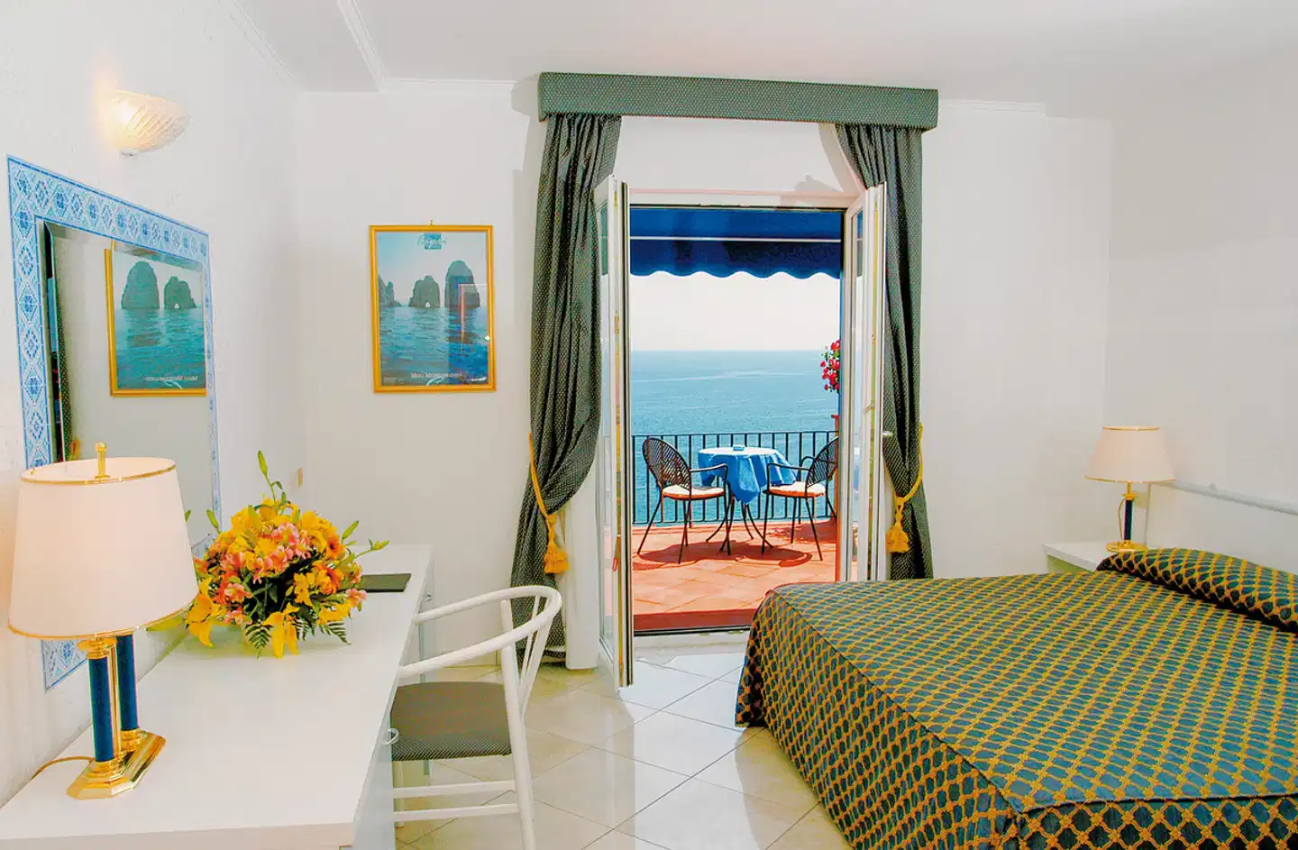 Weber Ambassador ACCOMMODATION