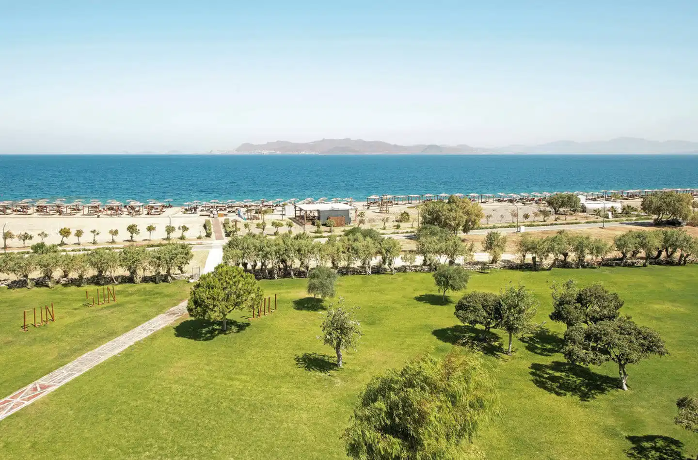 Mitsis Ramira BEACH