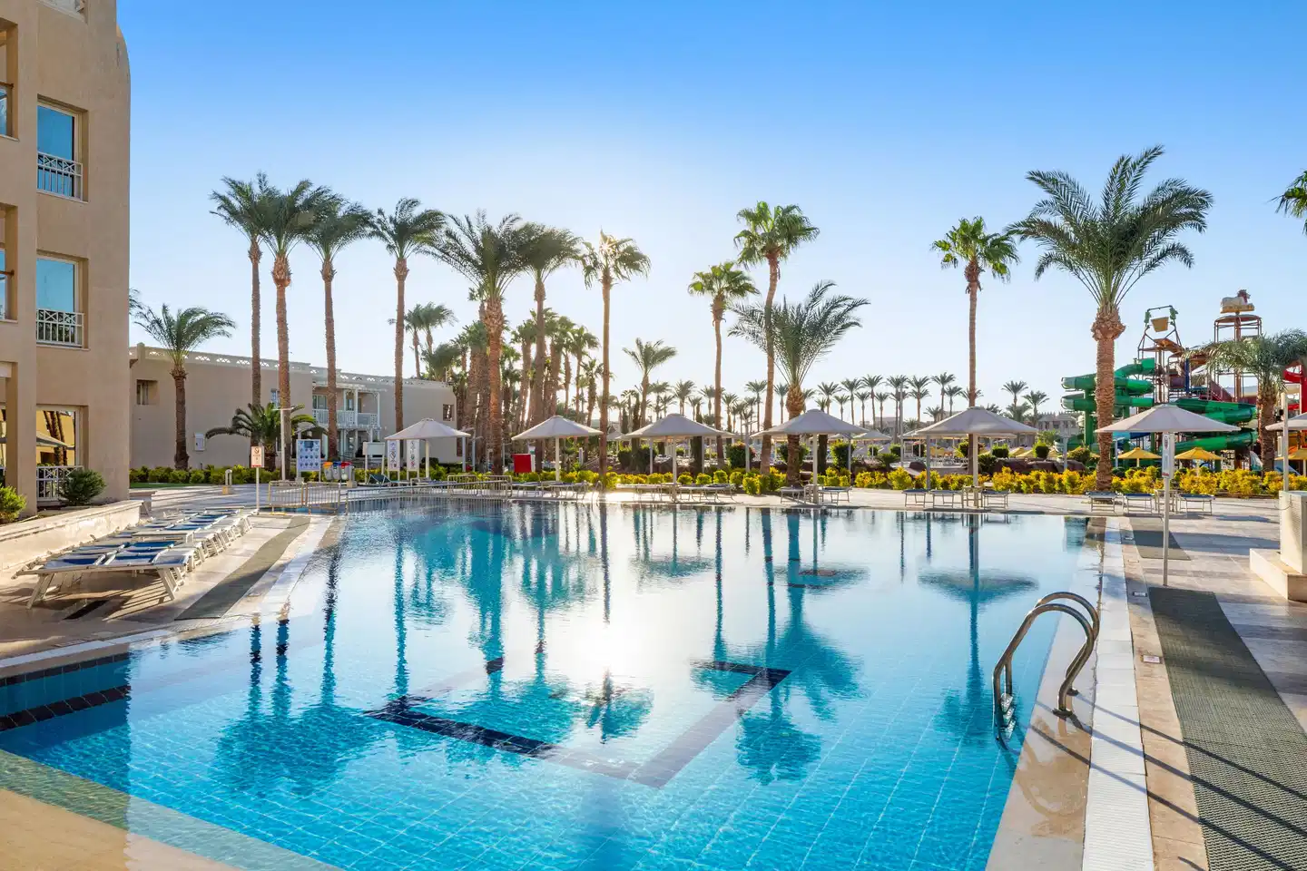 Beach Albatros Resort POOL