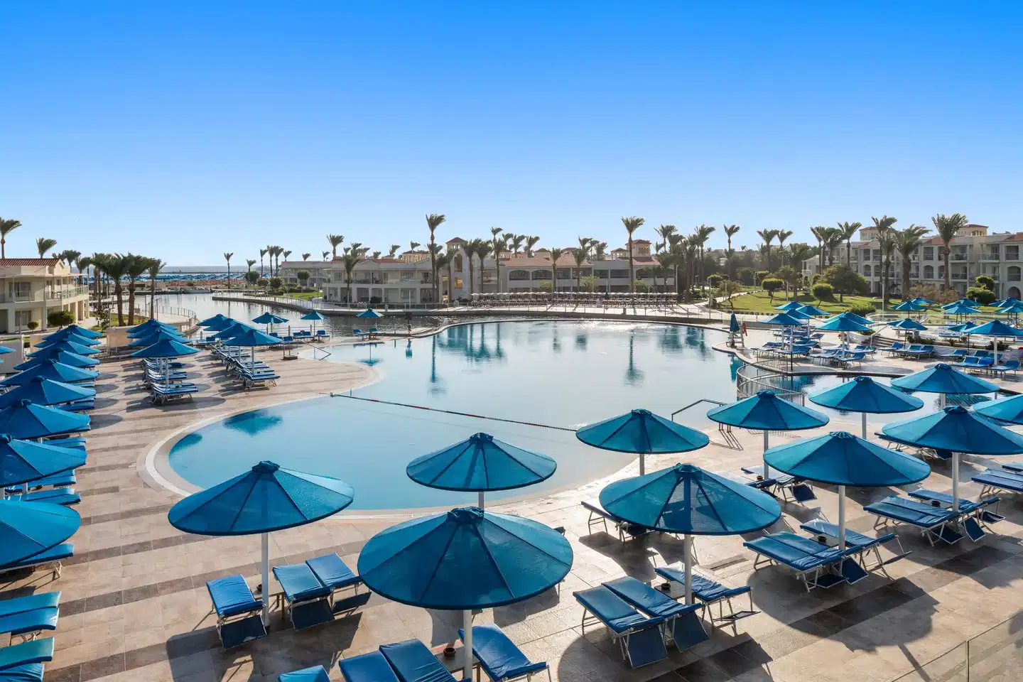 Pickalbatros Dana Beach Resort POOL