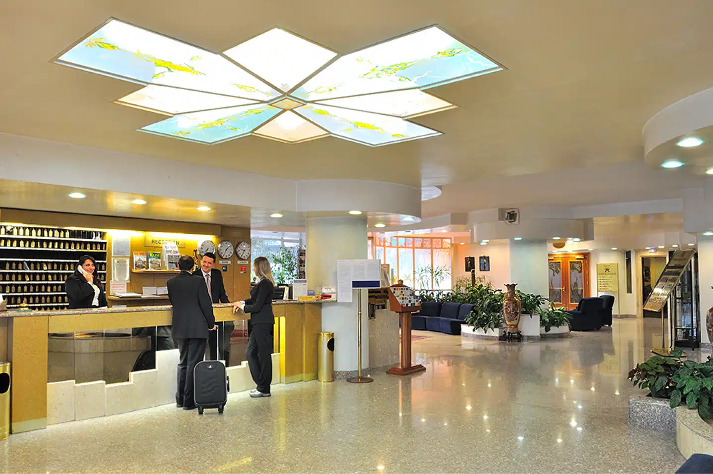 Pineta Palace Lobby