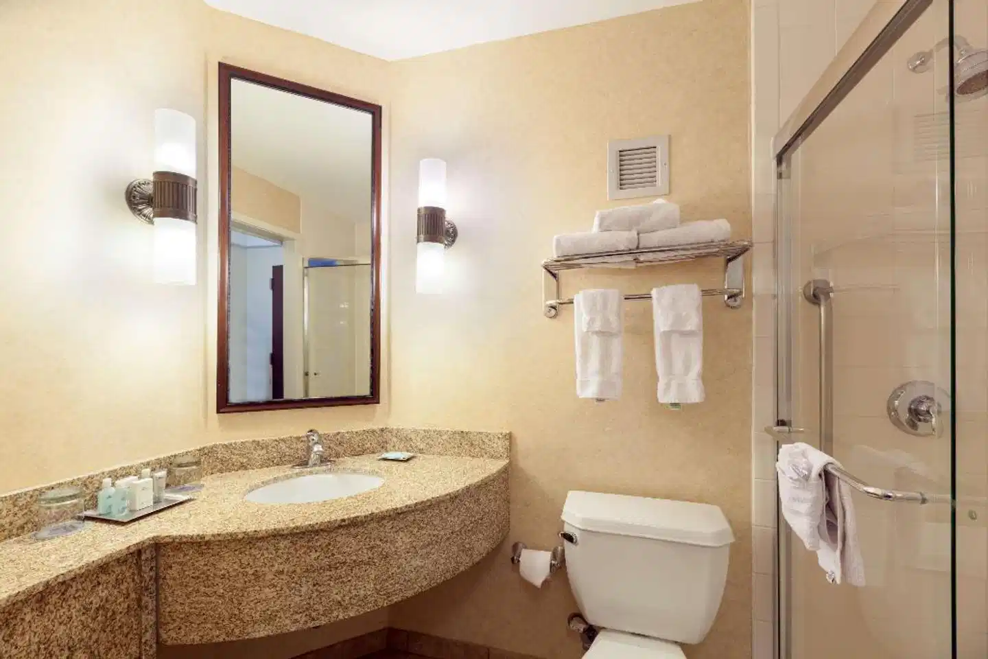 Wyndham Boston Beacon Hill Badezimmer