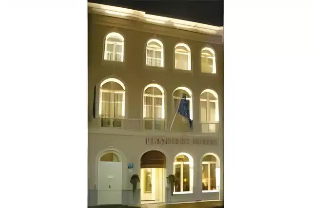 Flanders Hotel - Hampshire Classic Aussenansicht