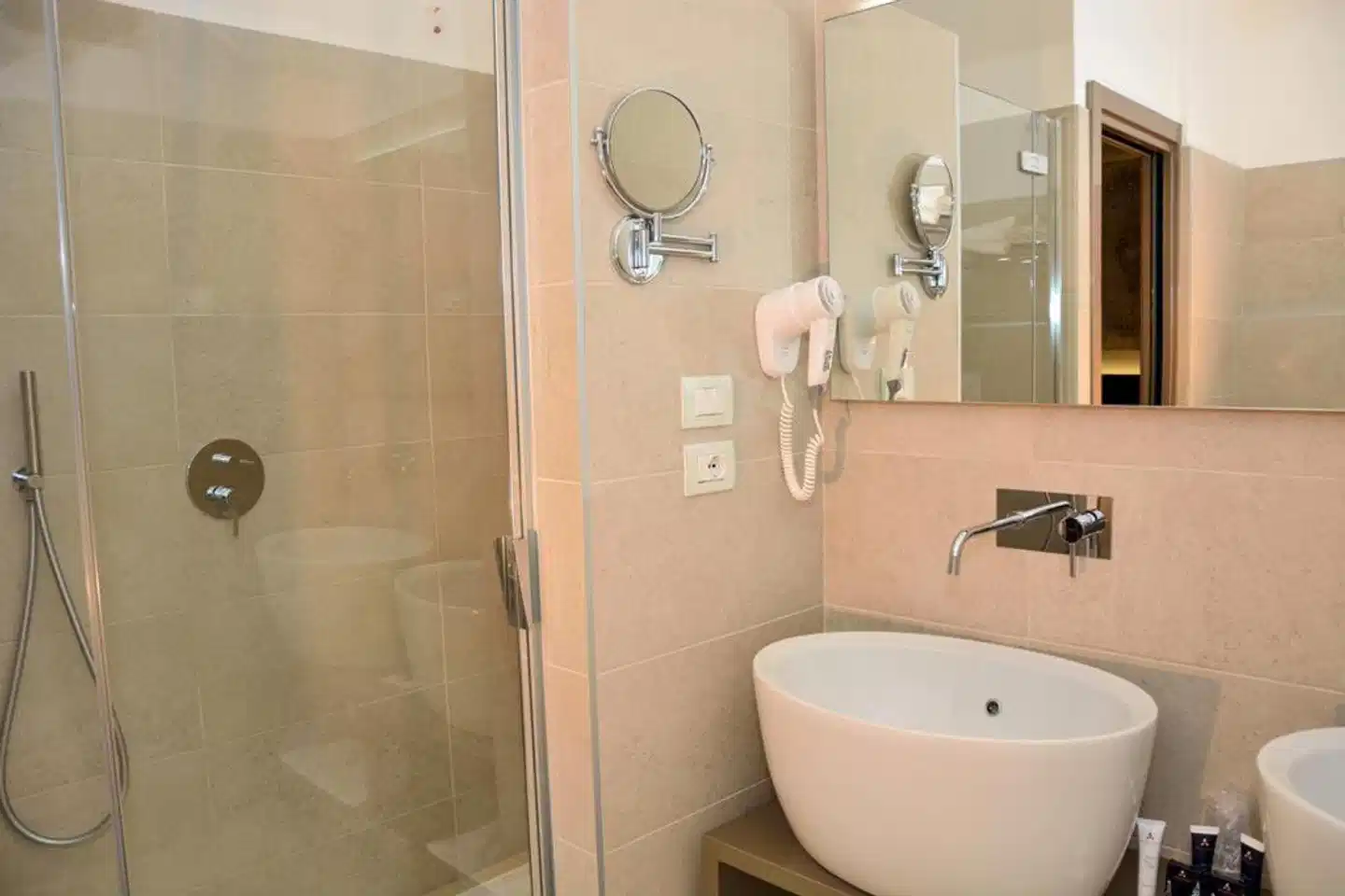 Hotel Apogia Sirio Venice Badezimmer