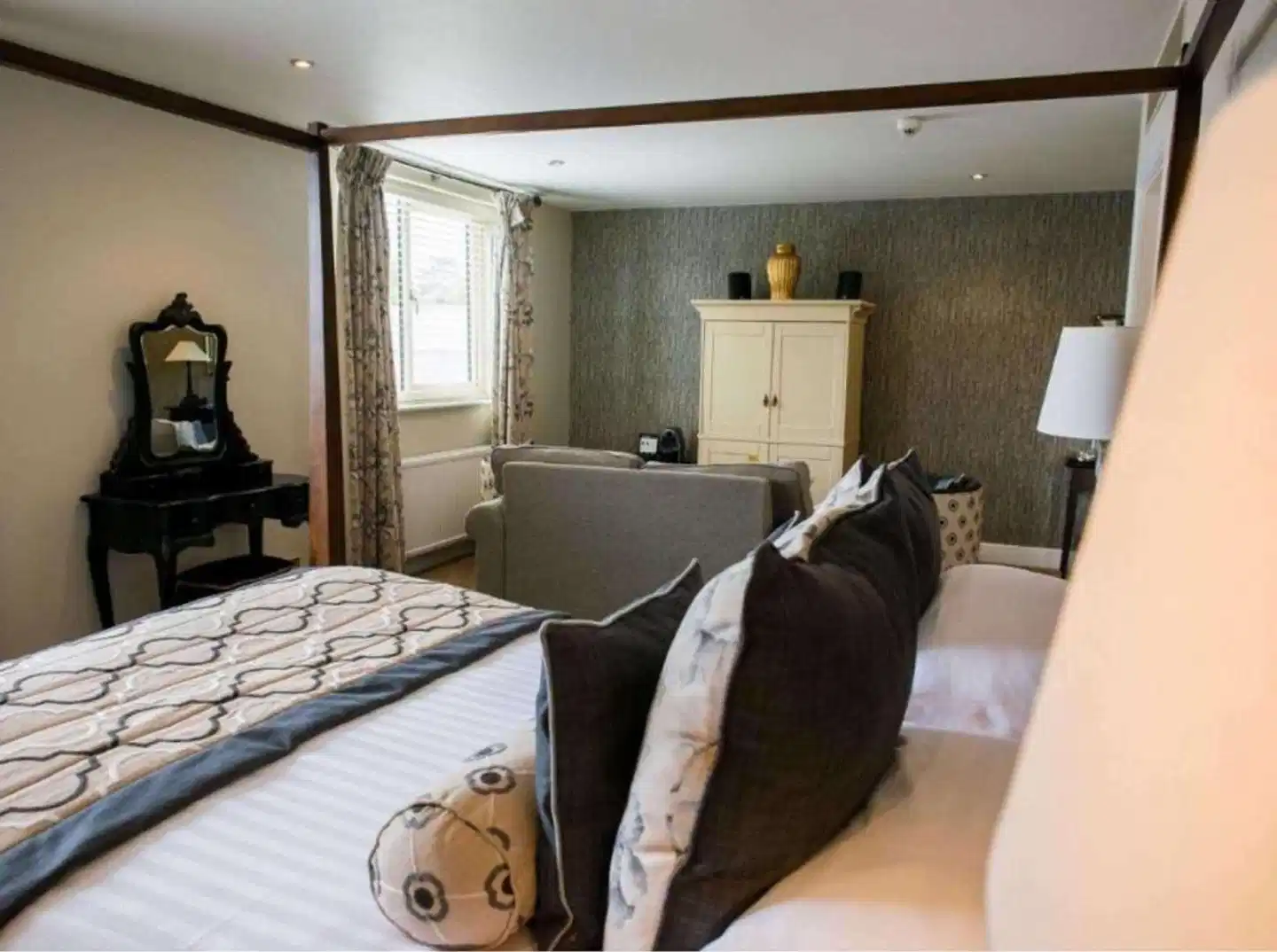 Woughton House Hotel Wohnbeispiel