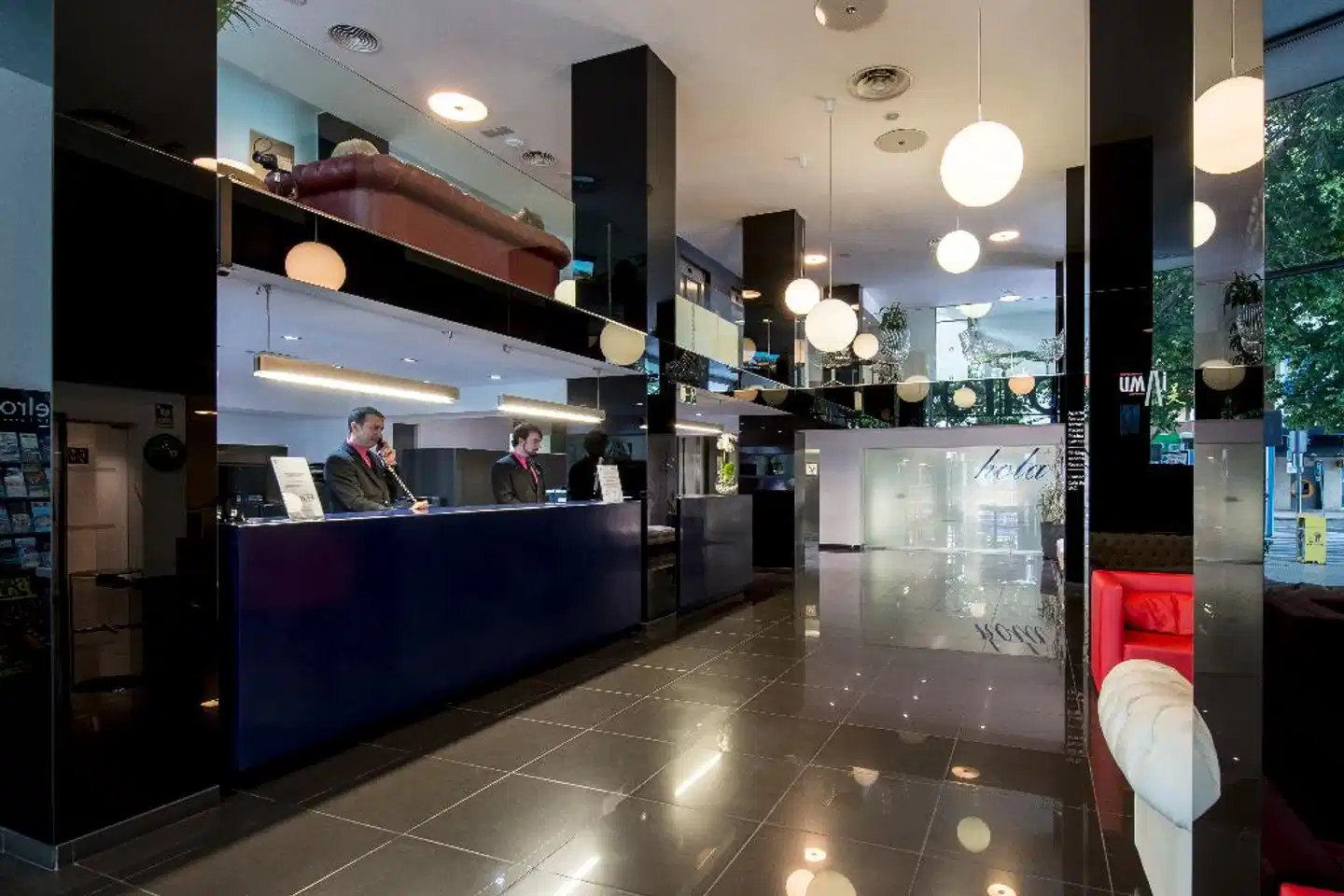 Hotel Climia Belroy Lobby