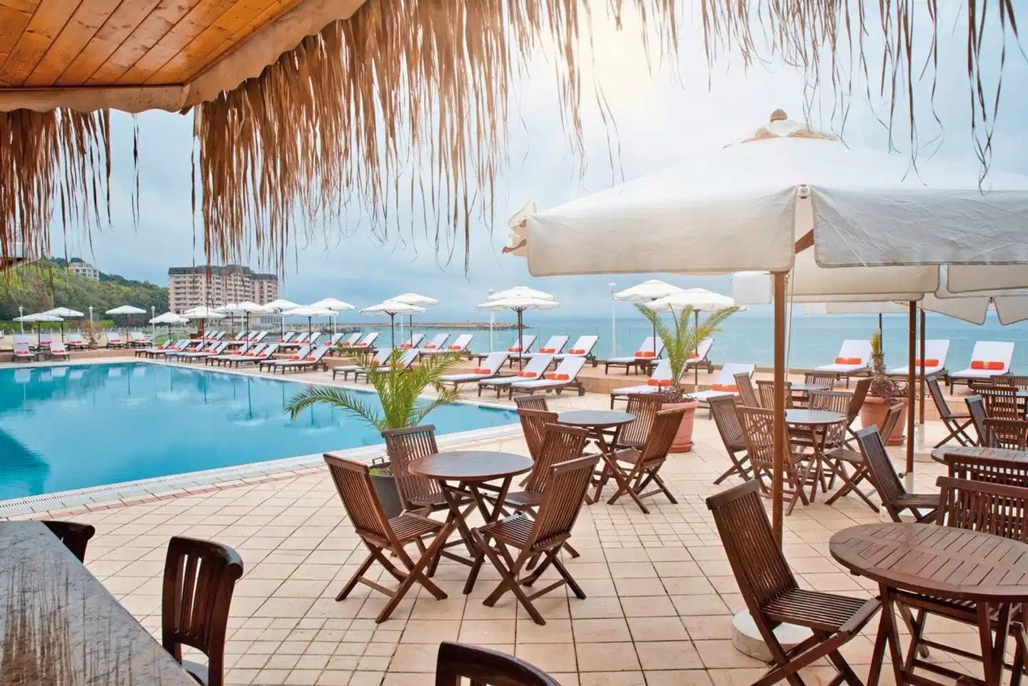 The Palace Hotel TERRACE
