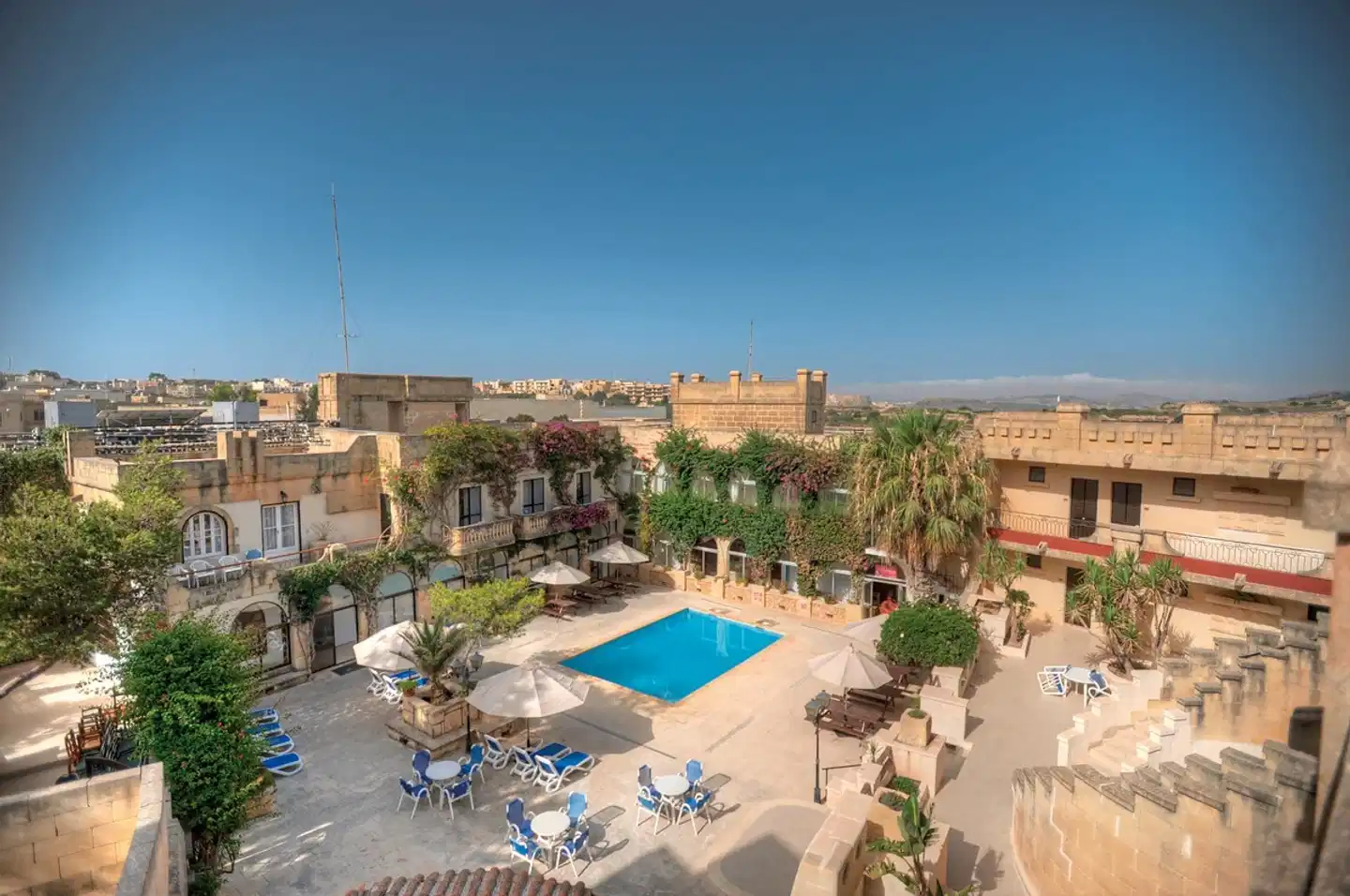 Cornucopia Hotel OUTDOOR