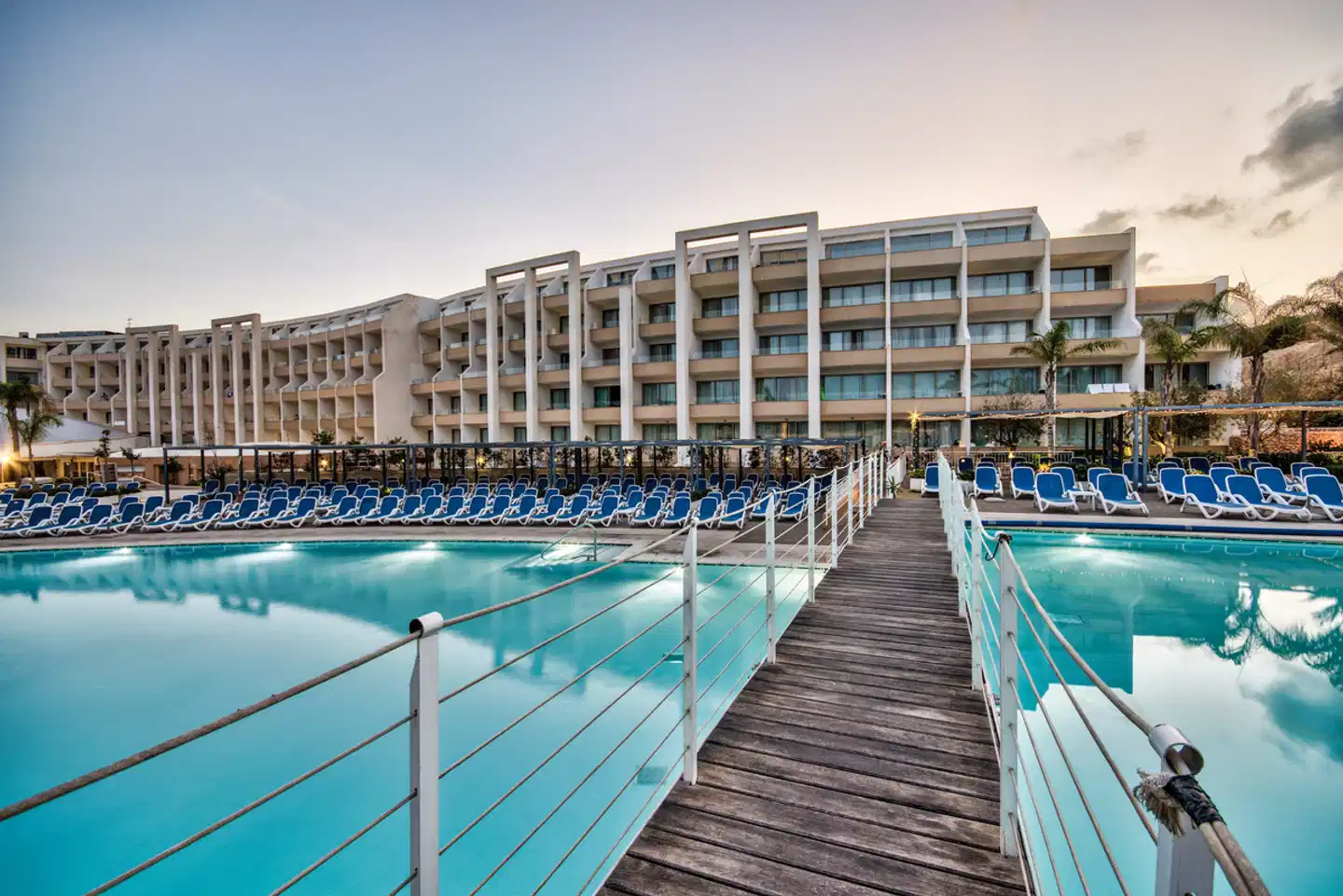 db Seabank Resort & Spa POOL