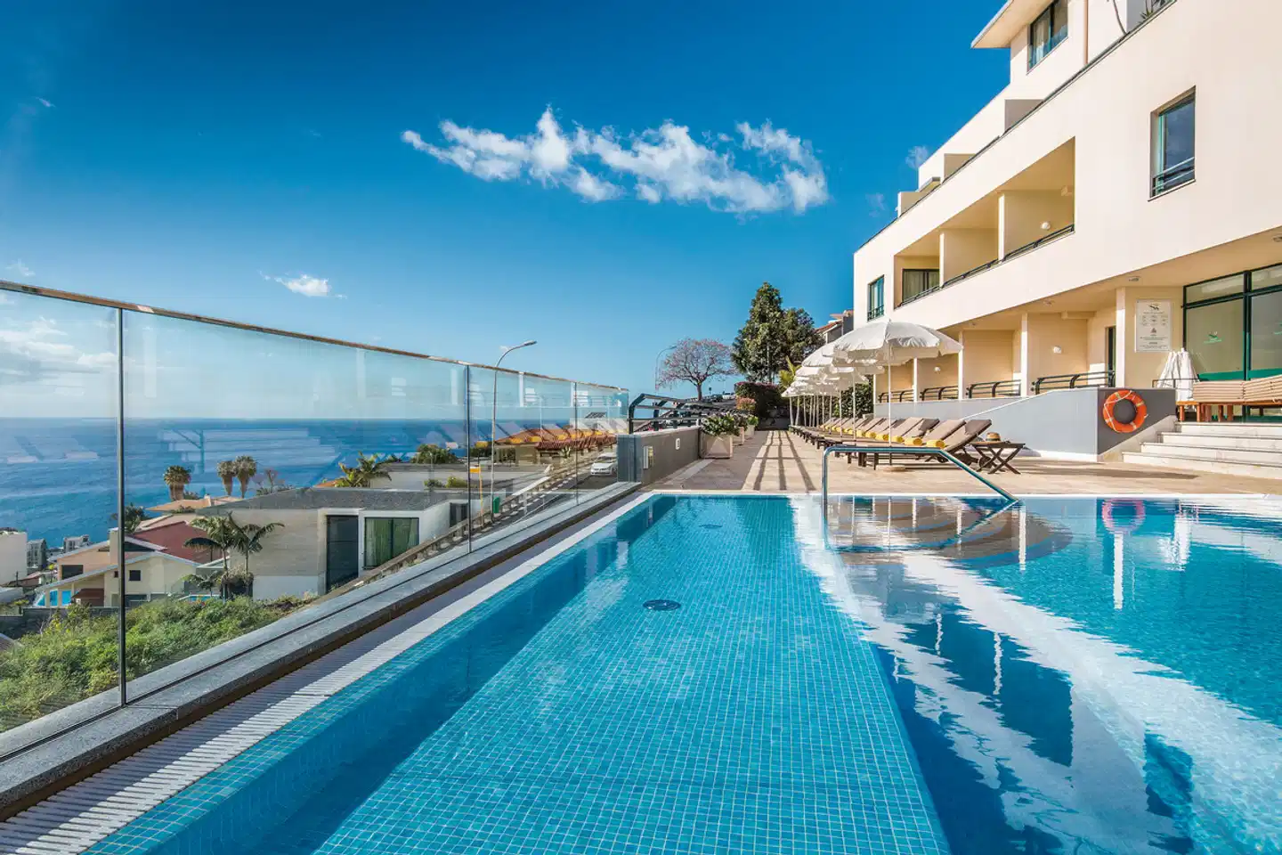 Madeira Panorâmico POOL